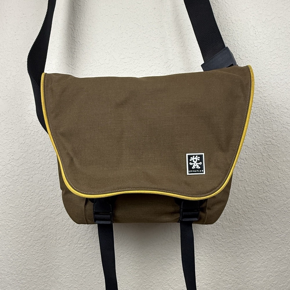 CRUMPLER 8 Eight Million Dollar Home Camera Bag Brown W/Orange Interior Durable